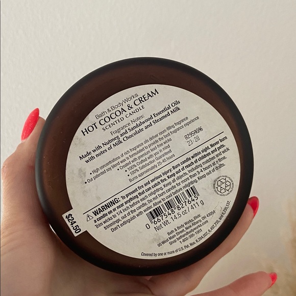 Bath & Body Works scented candle Hot Cocoa & Cream Winter cozy home vibes - Picture 3 of 11